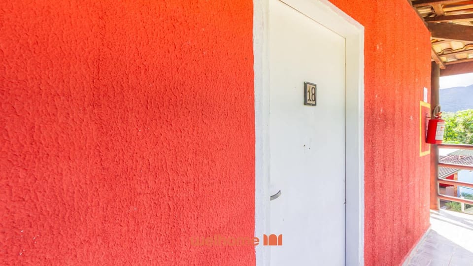 Suite em Ubatuba a 400m da Praia de Itamambuca Apartment in State of São Paulo