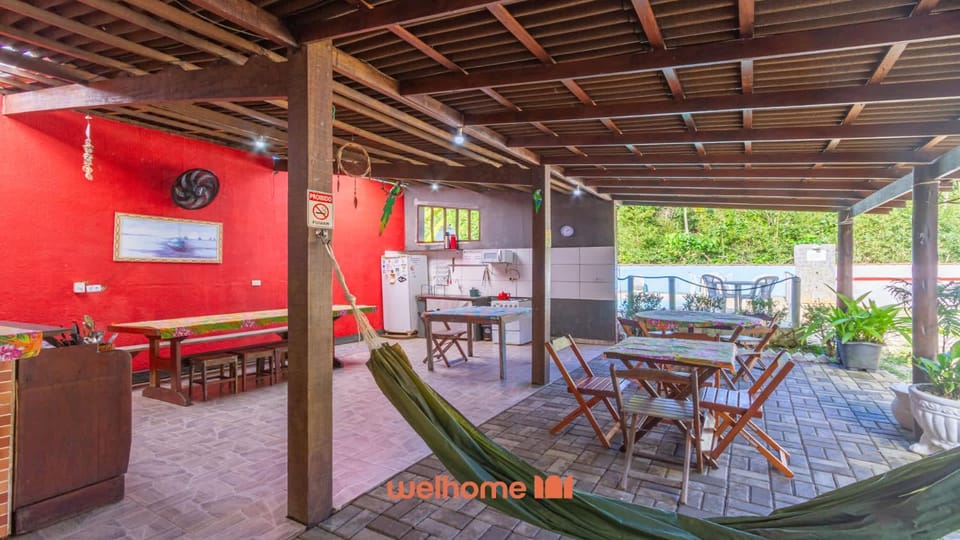 Suite Quadrupla a 400m da Praia de Itamambuca House in State of São Paulo