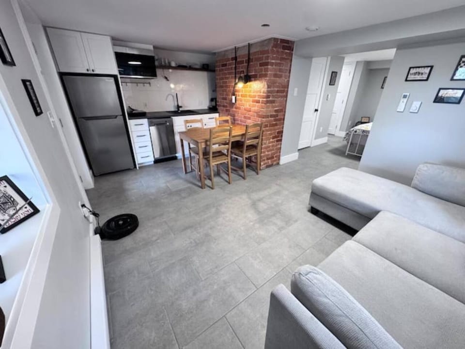 Costal Compound, 3 units one building large garden House in Antigonish