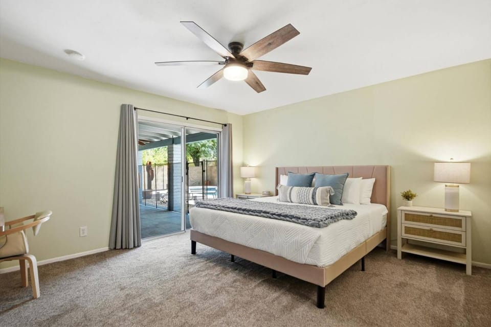 Comanche Hideaway House in Chandler