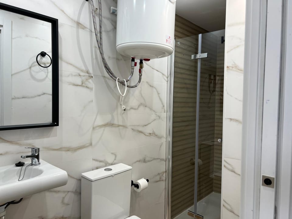 Shower, Bathroom