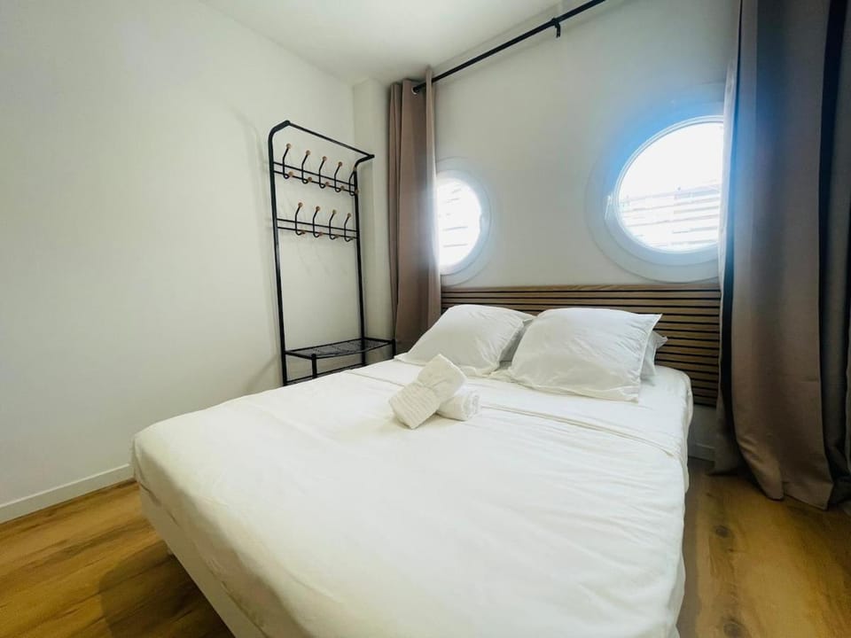 Studio cosy avec piscine, port et plages à pied Apartment in Mandelieu-La Napoule