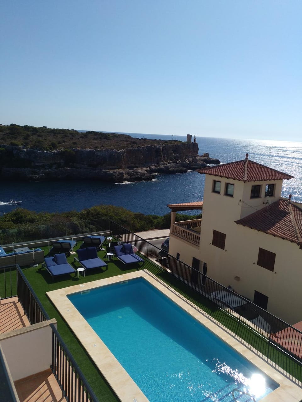 Pool view, Sea view, Swimming pool