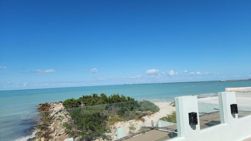 Third floor with beautiful beach views! Apartment in Progreso