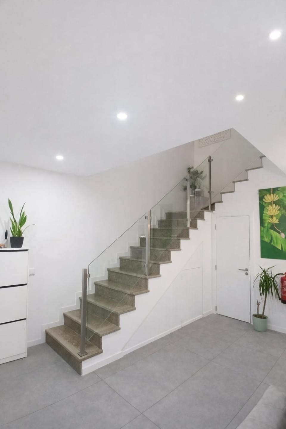 Casa Elegante T3 Moderna 2 Suítes, Jardim e Garagem Privados House in Olhão
