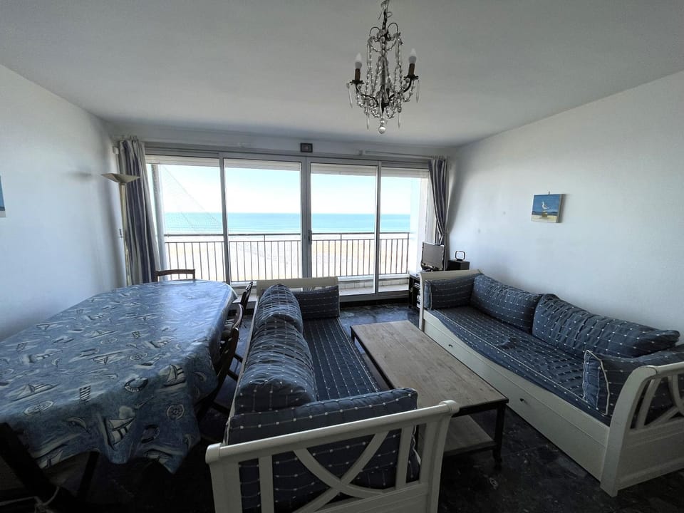 Appartement T3 avec balcon et parking, à deux pas de la plage - FR-1-197-182 Apartment in Les Sables-d'Olonne