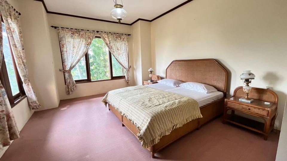 Villa Kay Serenity Villa in Cisarua