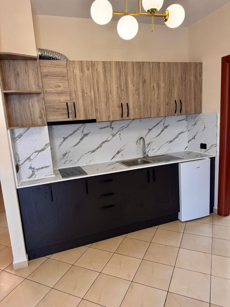 Lunas Apartment Sea View Apartment in Tirana County, Albania
