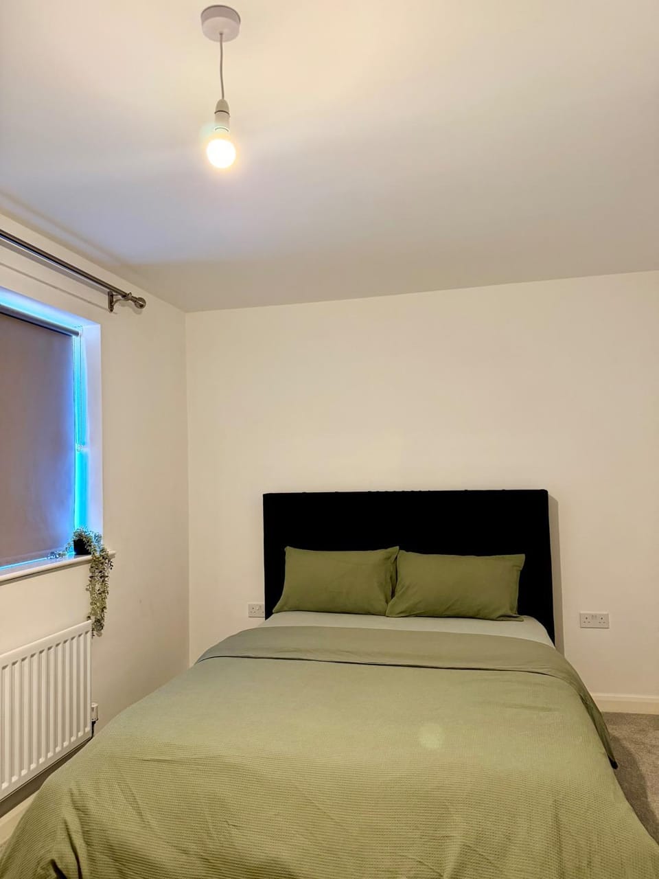 Bed, Bedroom, internet