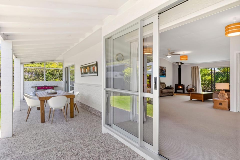 The Bach Nestled across the road from Pohara Beach House in Tasman District, Tasman, New Zealand