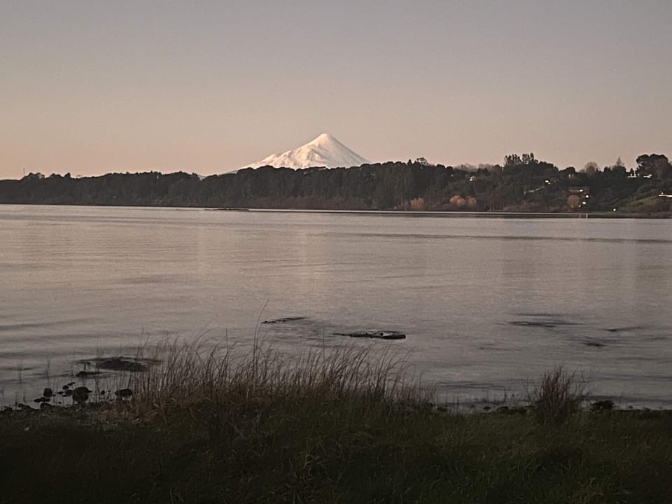Luxury House with Jacuzzi SummerPool Villarrica House in Los Ríos, Chile