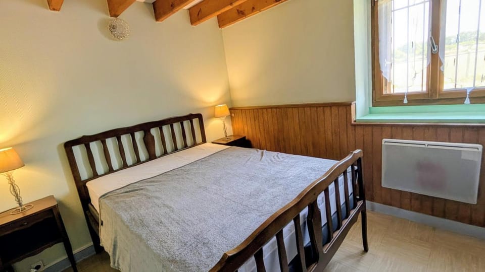 Gîte de l'école House in Nouvelle-Aquitaine