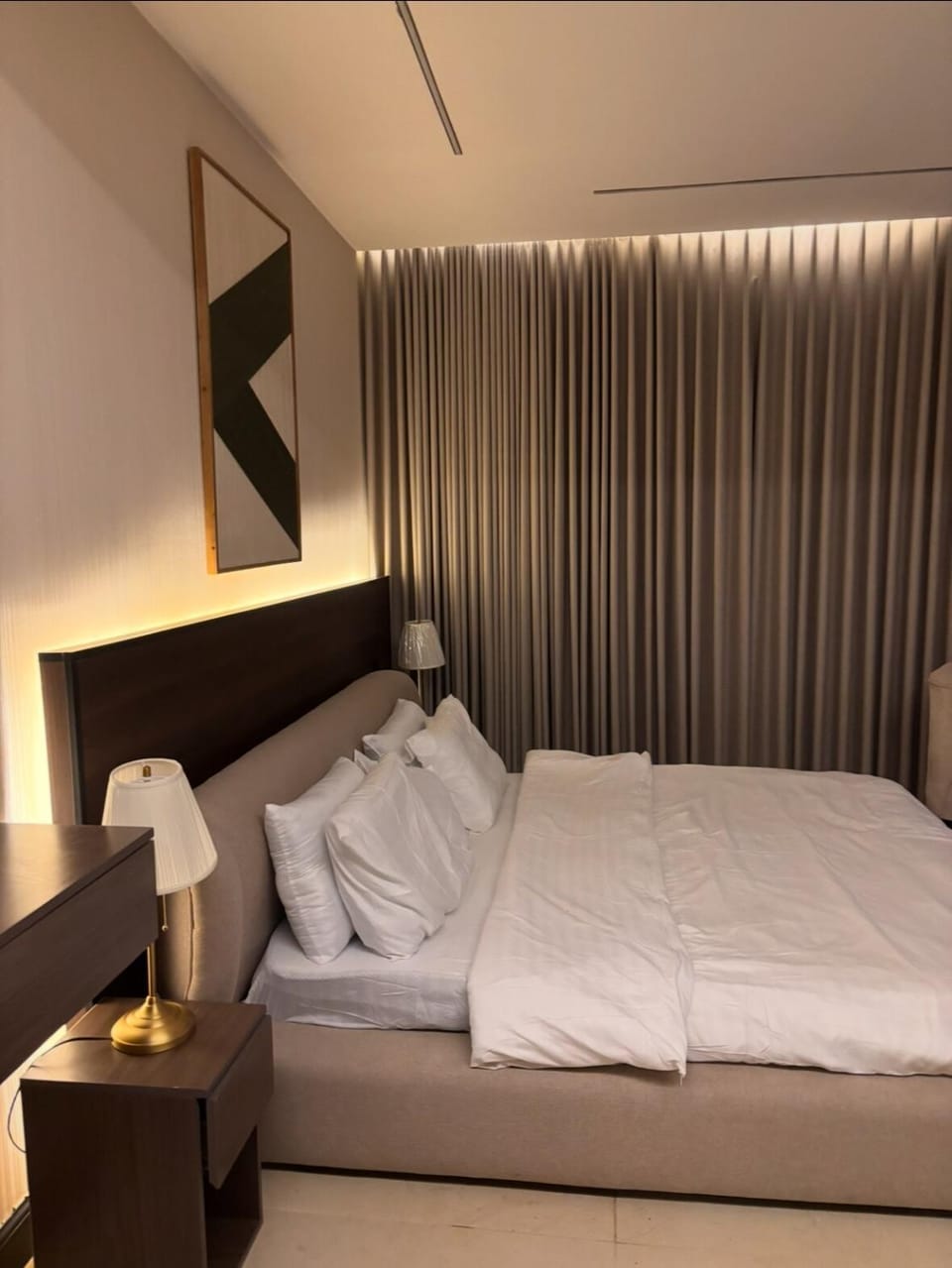 Luxury Studio Smart Entry Private Parking Apartment in Riyadh