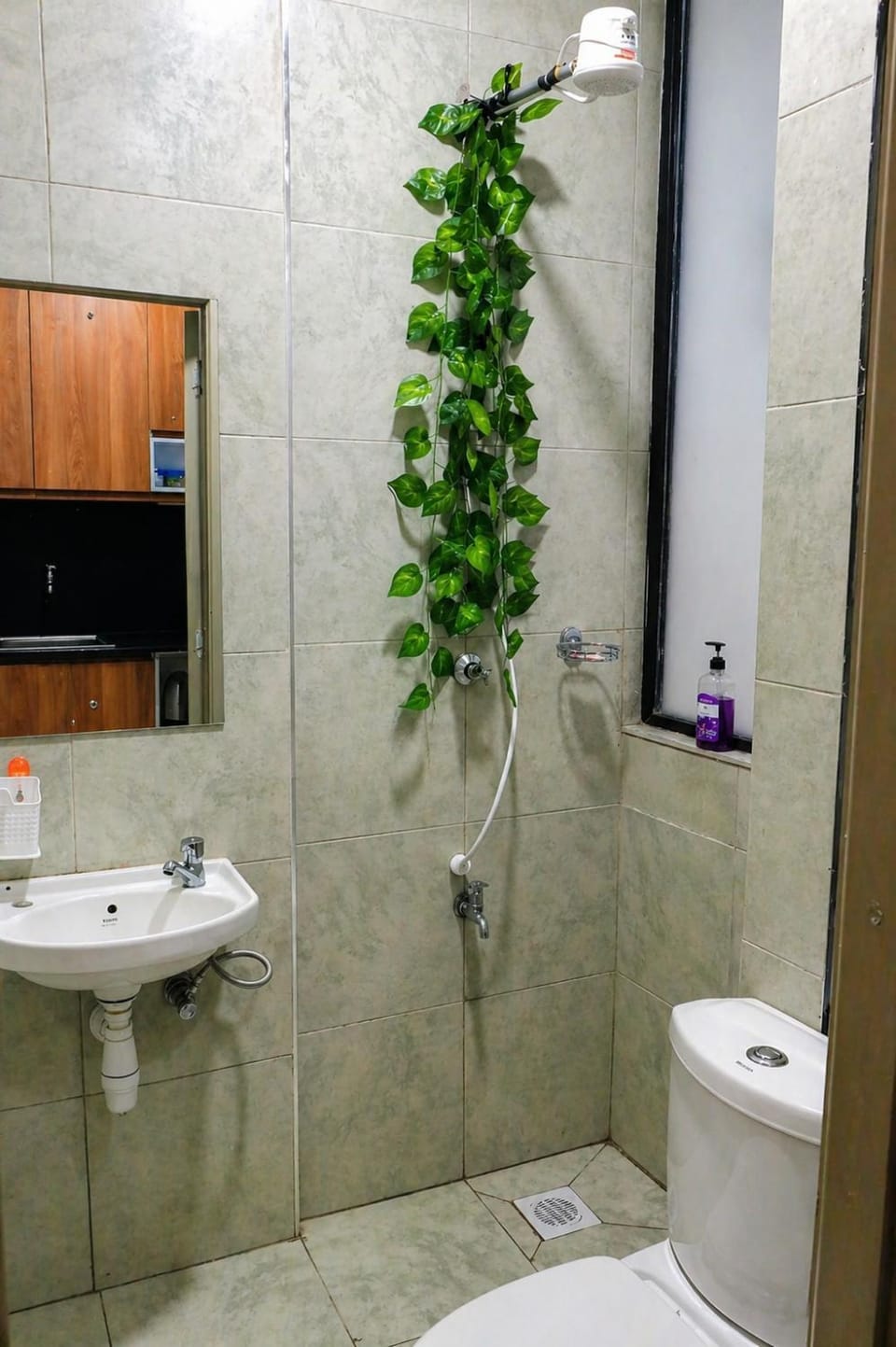 Furnished Studio bnb Roysambu TRM Lumumba Drive Apartment in Nairobi County