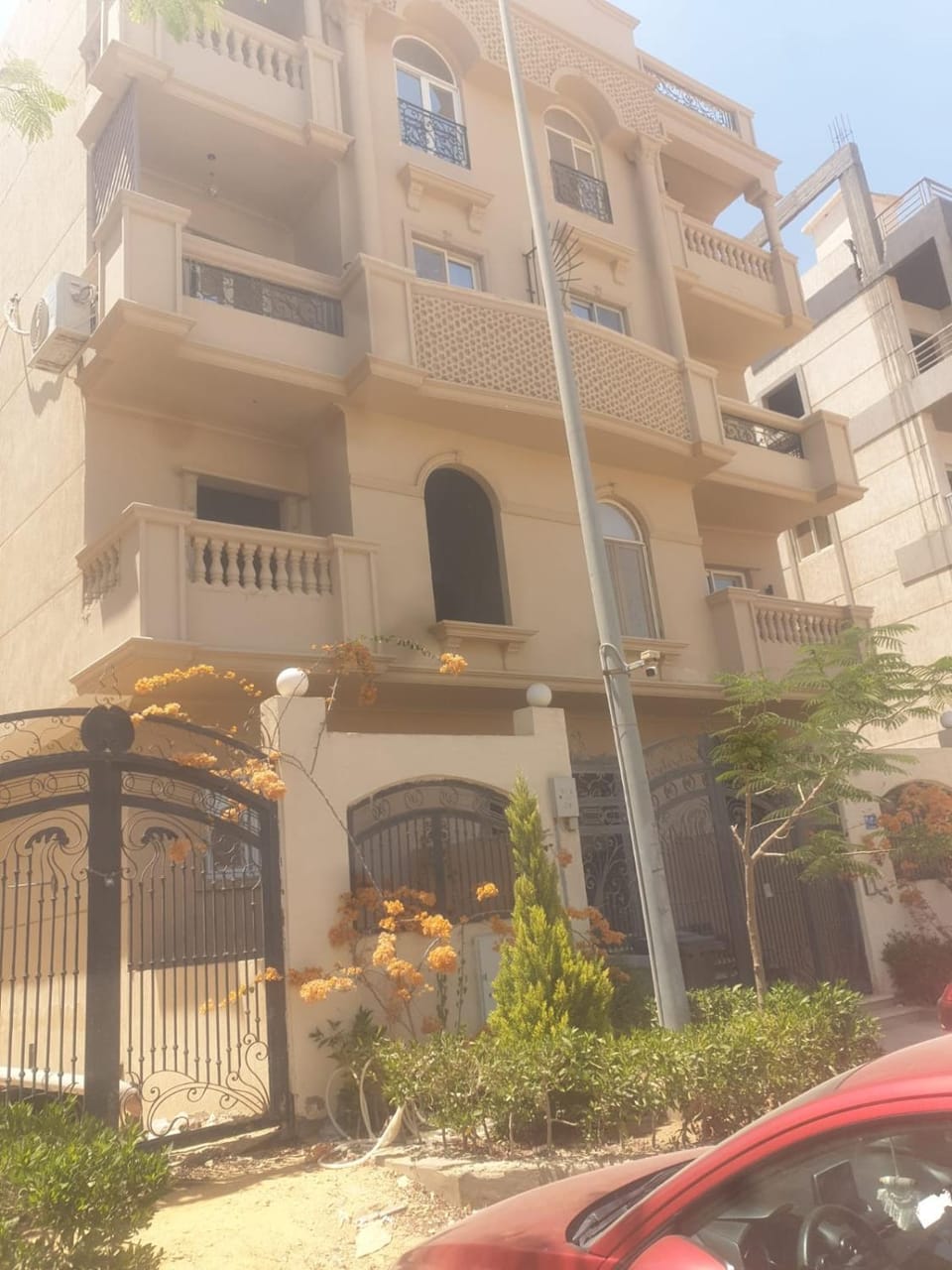 شقه فندقيه بالتجمع الخامس امام ماونتن فيو 3 Apartment in Egypt