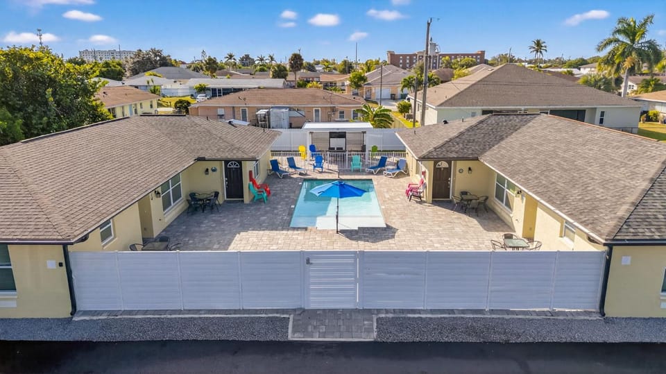 Downtown Breeze Apartment in Cape Coral