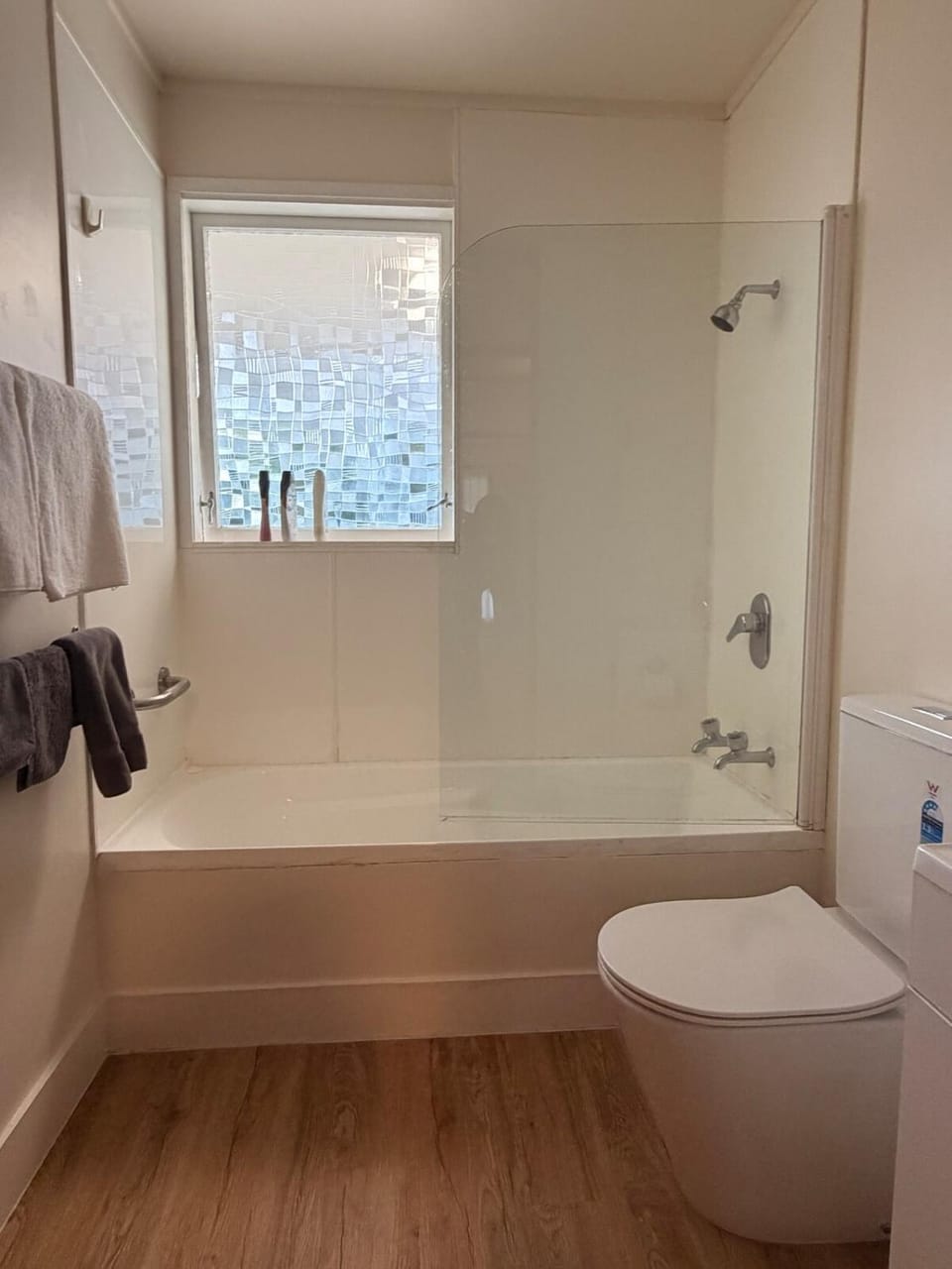 Bathroom, Bath