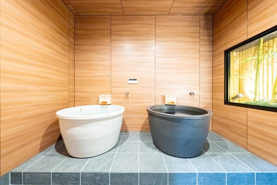 秀 大阪アクセス抜群 箱庭風呂のある貸切宿 18ベッド 鶴橋一棟貸し Villa in Osaka