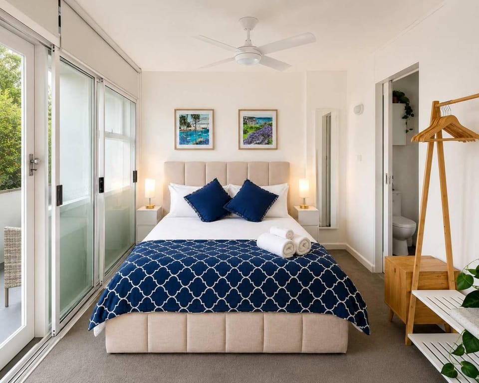 Kirribilli Style & Bright 1bed Balcony & Parking Apartment in Sydney