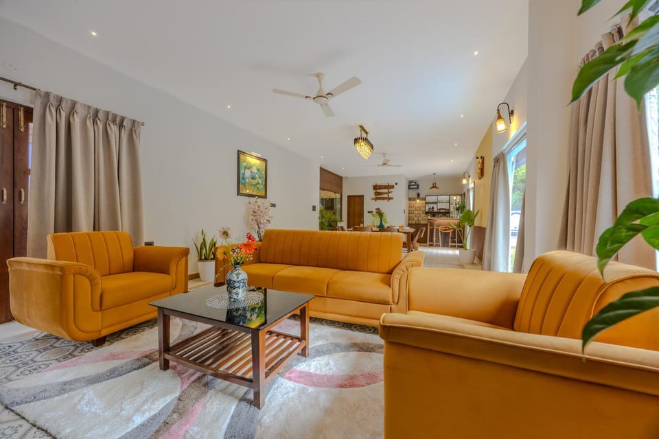 ELIVAAS Signature Casa Vilson 3-BHK Villa With Private Pool, Indoor Bar, Lounge Area, Bathtub and Courtyard Villa in Goa, India