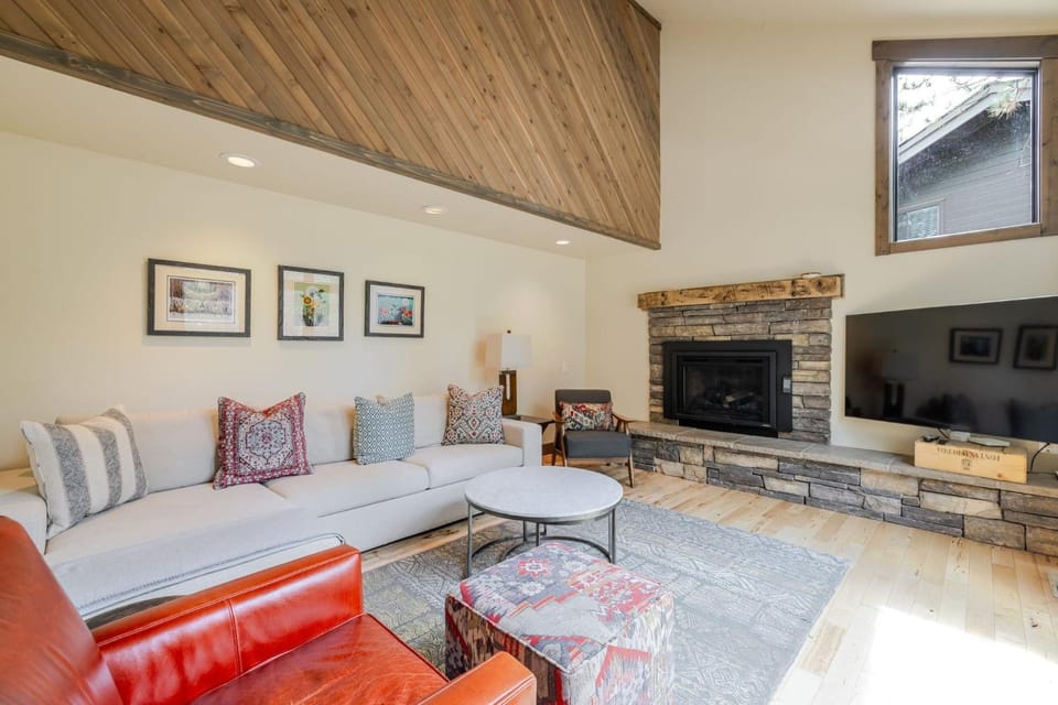 14 Lark Lane home House in Sunriver