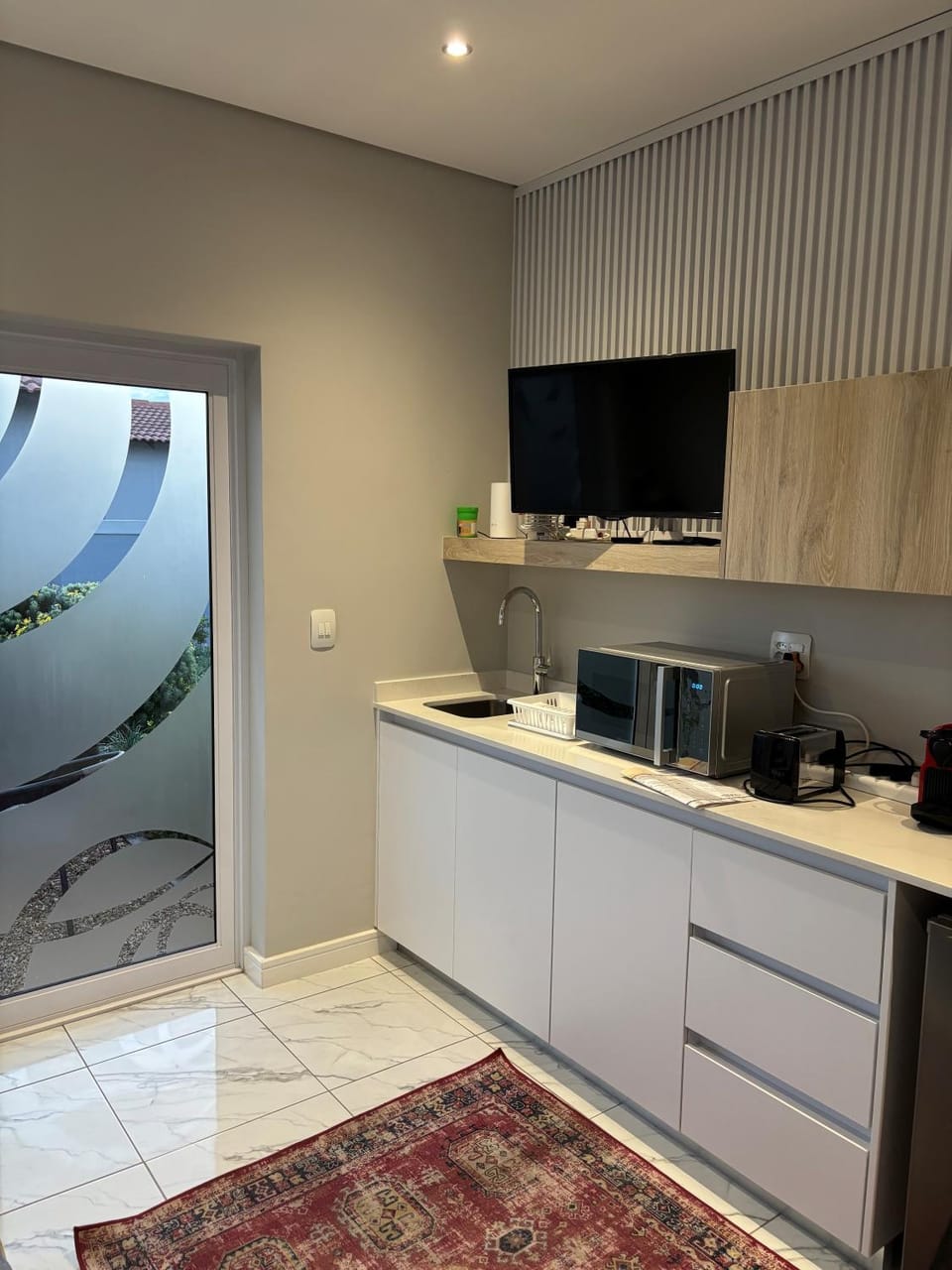 TV and multimedia, Coffee/tea facilities, Kitchen or kitchenette
