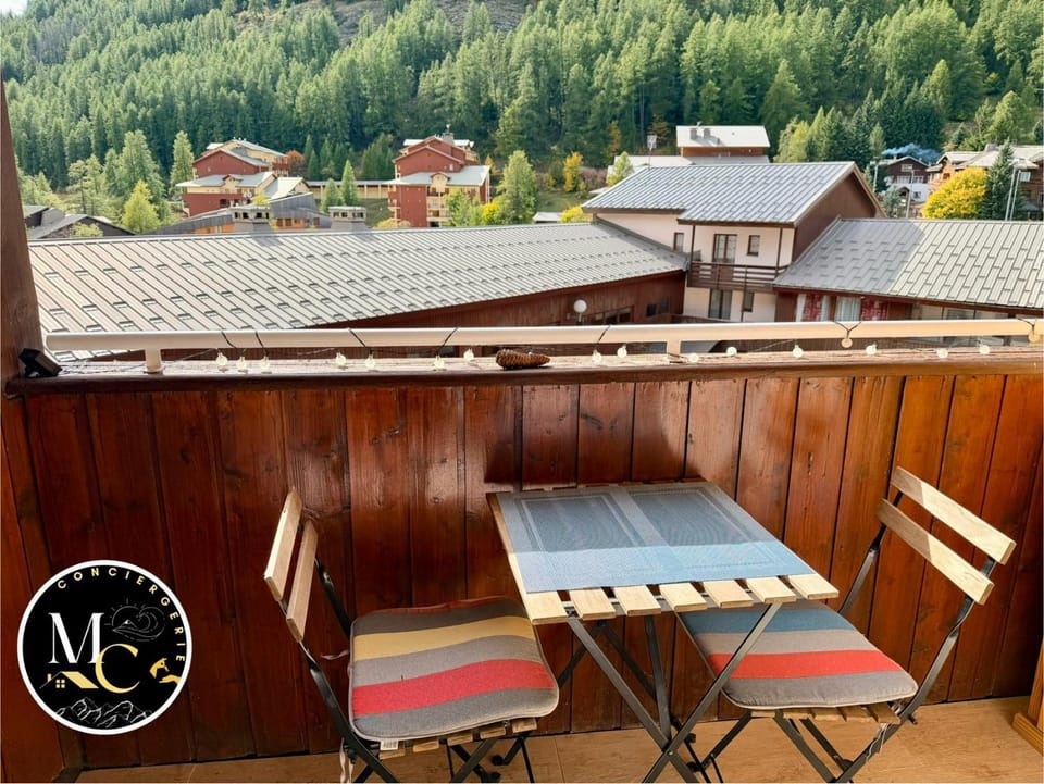 Studio, city center station PDVH301 Apartment in Allos