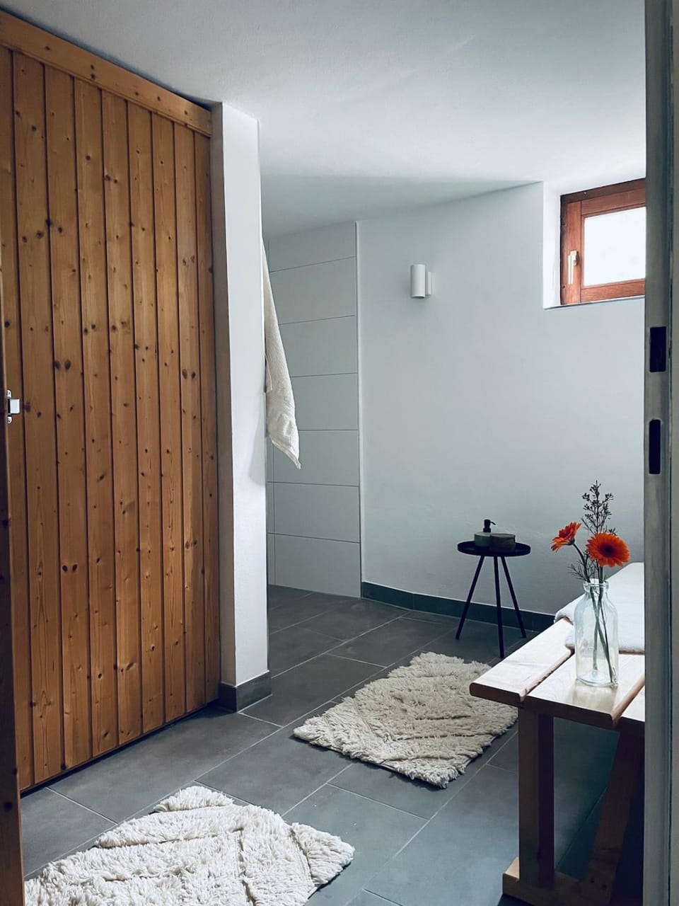 Hazel Apartment mit Bergblick, Garten & Sauna Apartment in Bad Aussee
