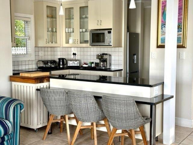 On the waterway - L35 House in Knysna