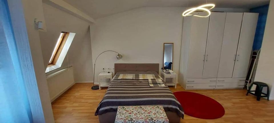 Bright & Spacious Studio in Central Prishtina Apartment in Serbia