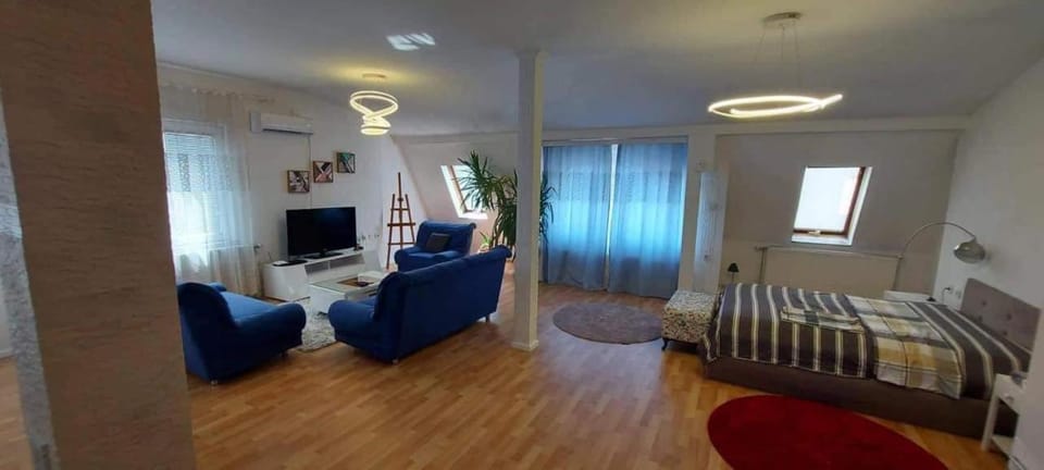 Bright & Spacious Studio in Central Prishtina Apartment in Serbia