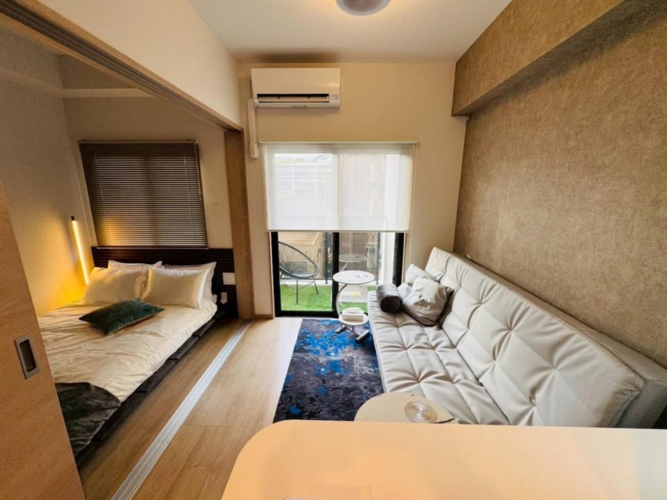 LuxurySweet 博多駅南41 博多駅車で5分 新築 条件付きペット宿泊可 Apartment in Fukuoka