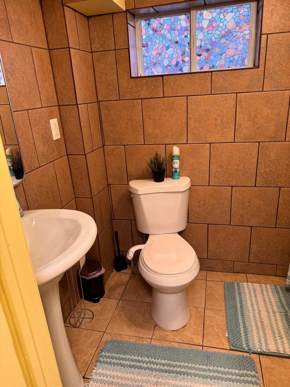 Entire high level basement apartment close to NYC Apartment in Bayonne