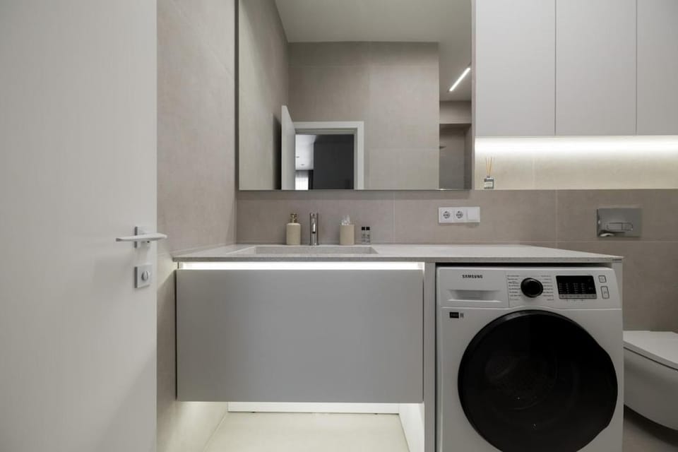 Modern Downtown Retreat Apartment in Chișinău