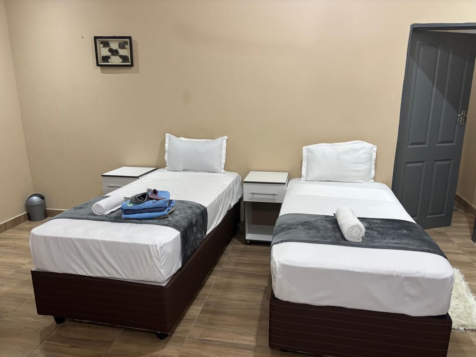 Fallsview Guest House Bed and Breakfast in Harare