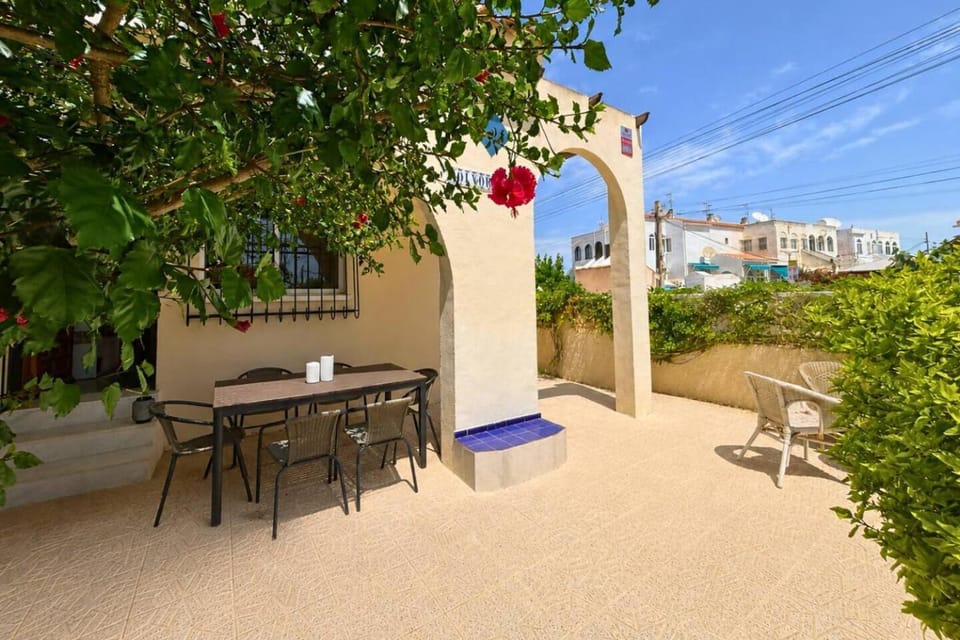Casa Volvoreta by Rental Hero House in Los Alcázares