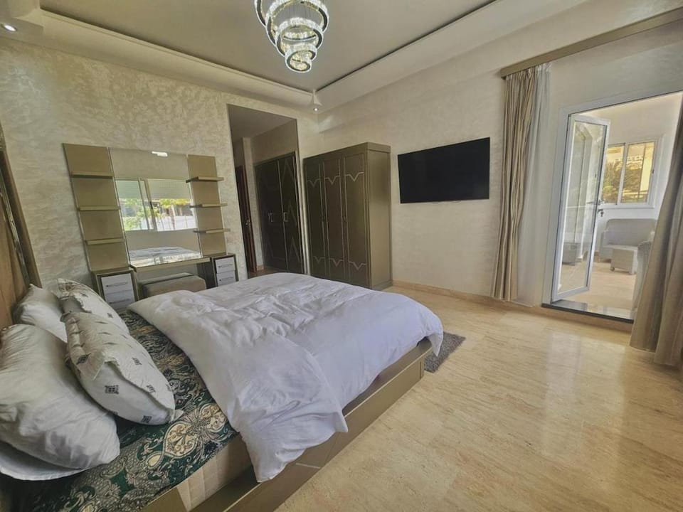 Modern apartment with Pool near the Beach- Tangier Apartment in Tangier