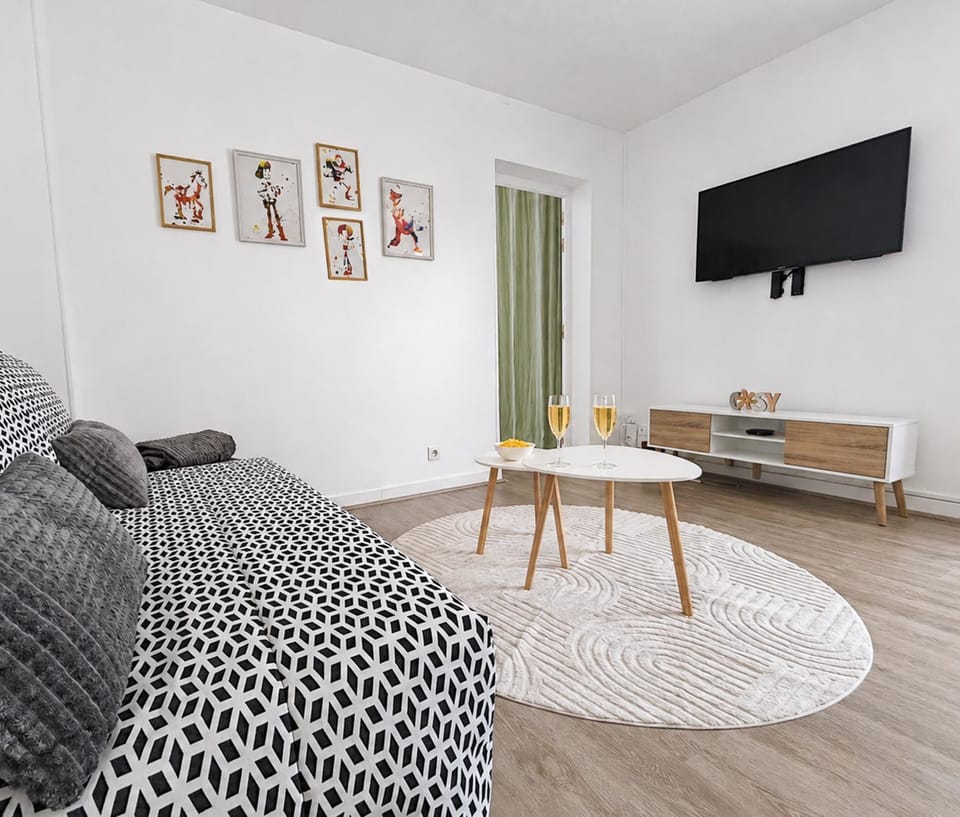 Charmant T2 au calme avec terrasse proche Disney Apartment in Île-de-France