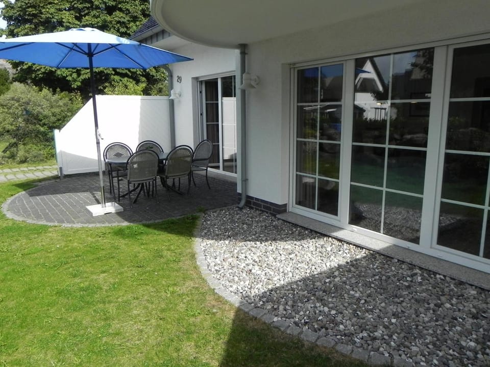 Leni Apartment in Zingst