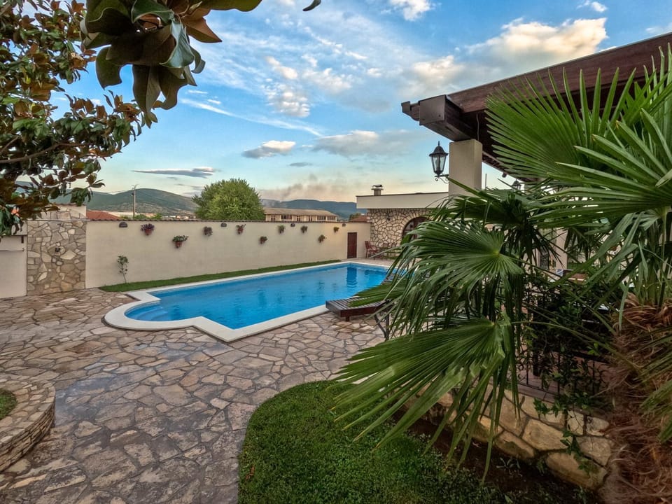 Garden, Garden view, Pool view, Swimming pool