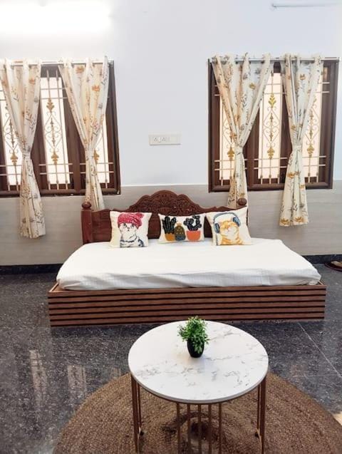 Full House 5 BHK with private Terrace 2km WhiteTown best for Large Groups NOVA House in Puducherry
