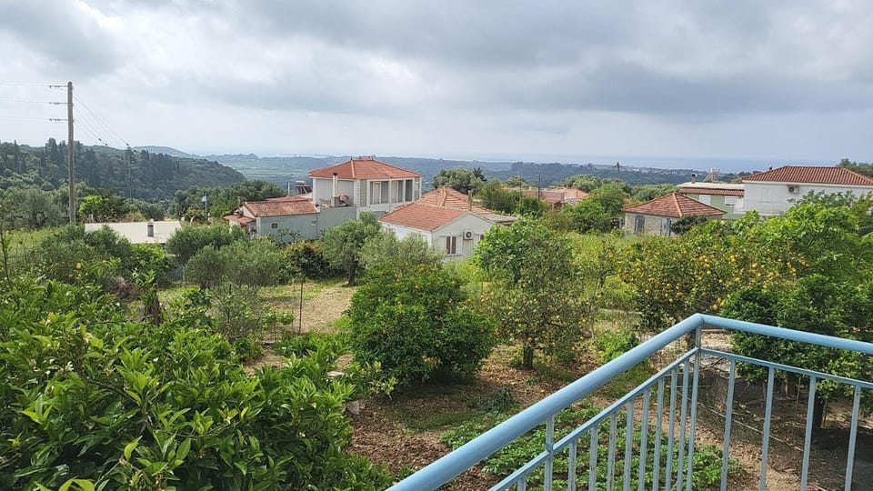 Garden view, Sea view