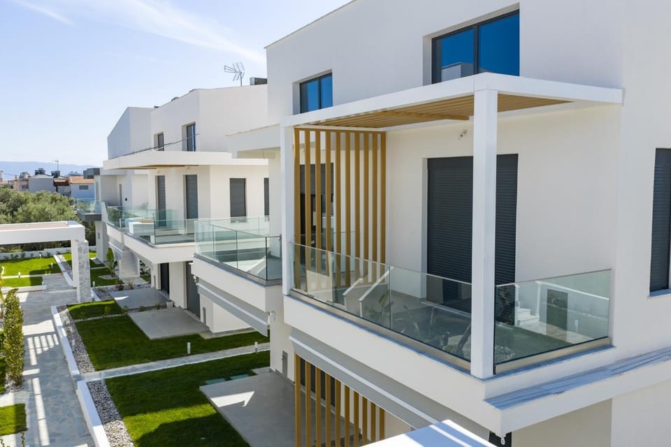 Property building, Patio, Day, View (from property/room), Balcony/Terrace