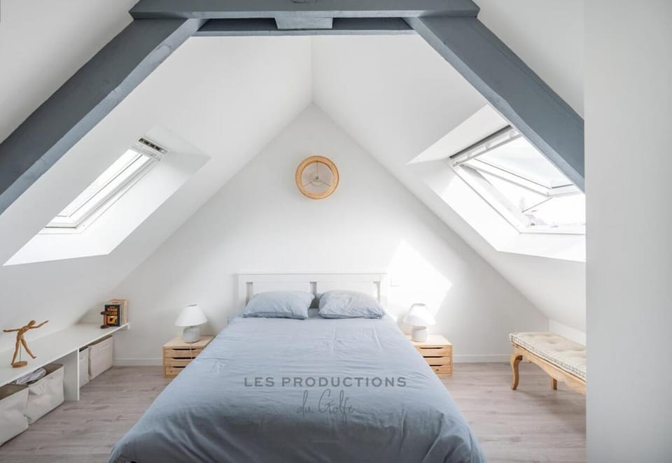 Vannes maison familiale avec jardin 6min du port House in Séné