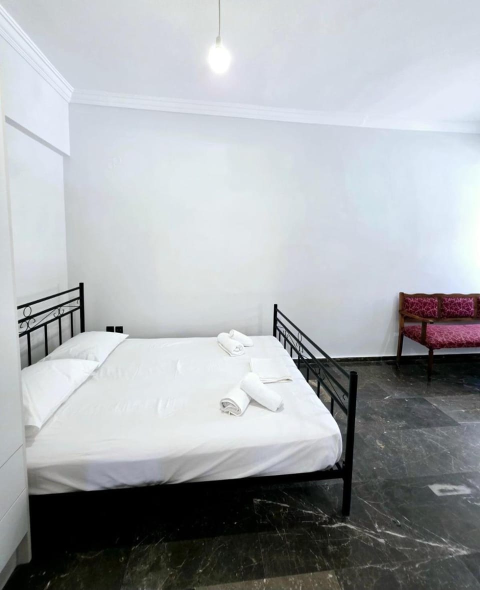 In Town Studios 1 Apartment in Decentralized Administration of the Aegean