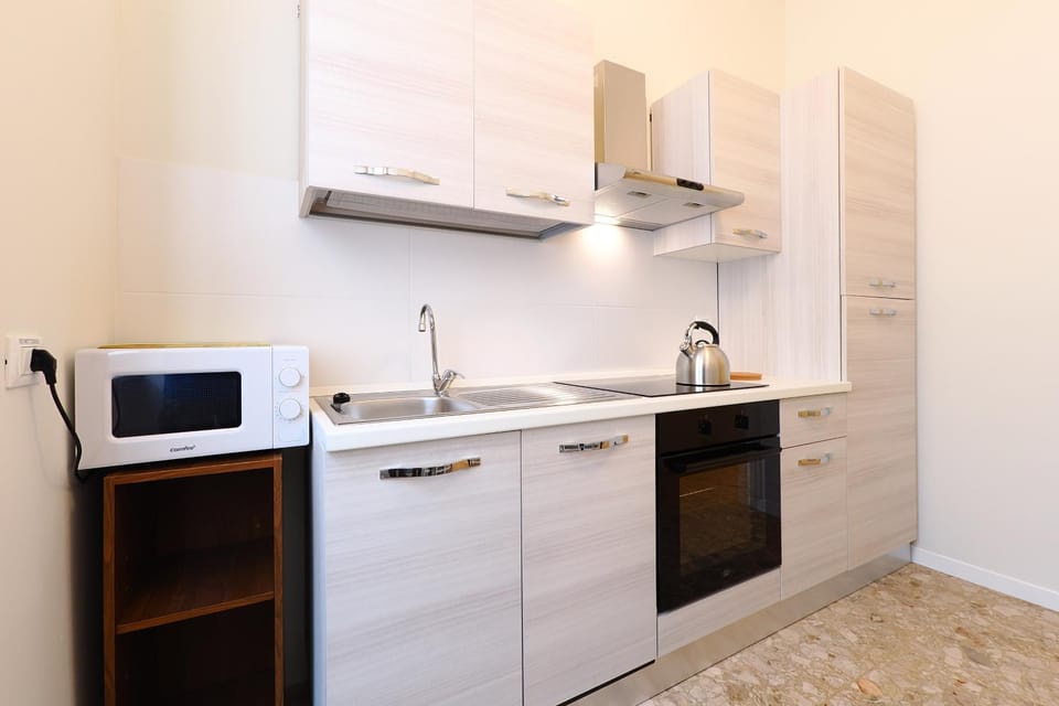 PrimoPiano - Plinio Apartment in Milan