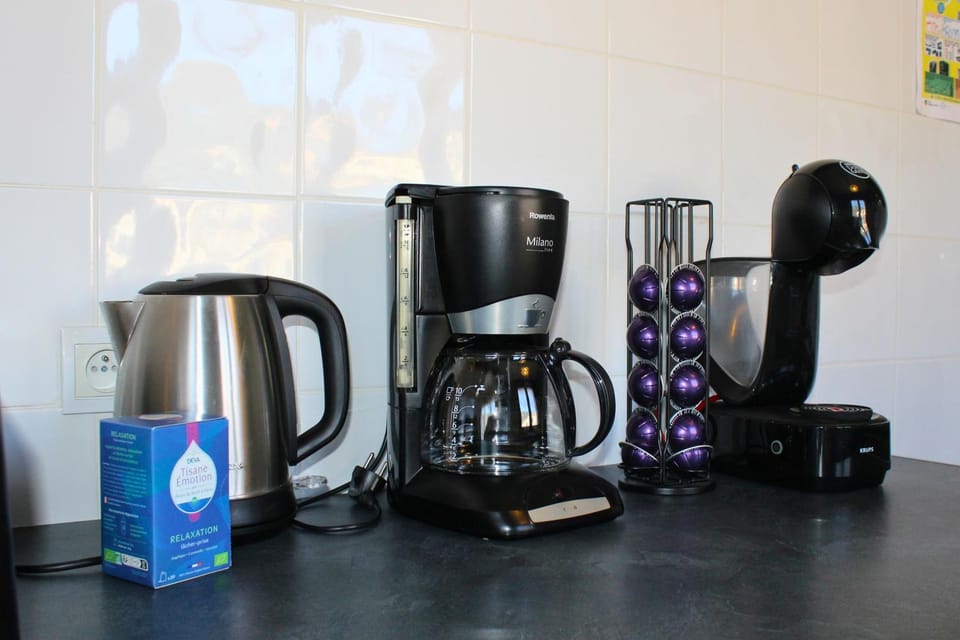 Coffee/tea facilities, Kitchen or kitchenette