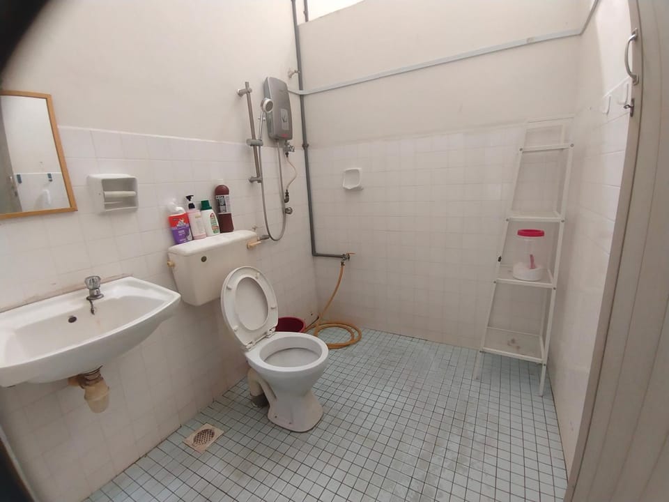ENG Ban Hin guesthouse Apartment in Malacca