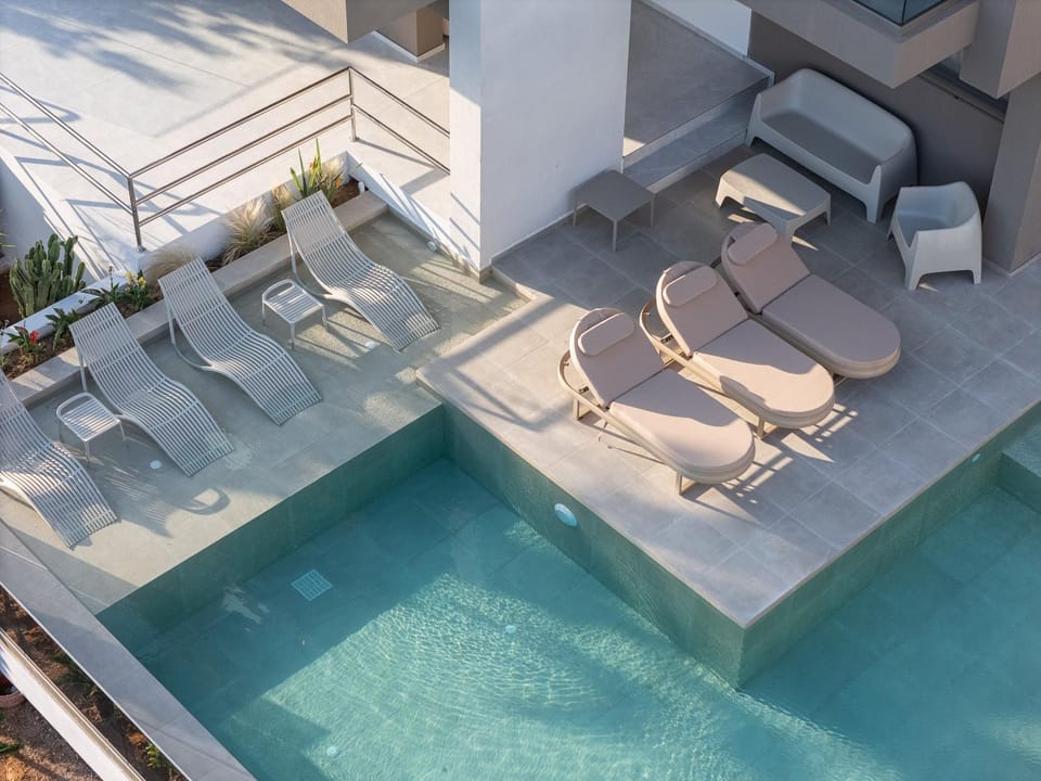 Patio, Bed, Balcony/Terrace, Bedroom, Sea view