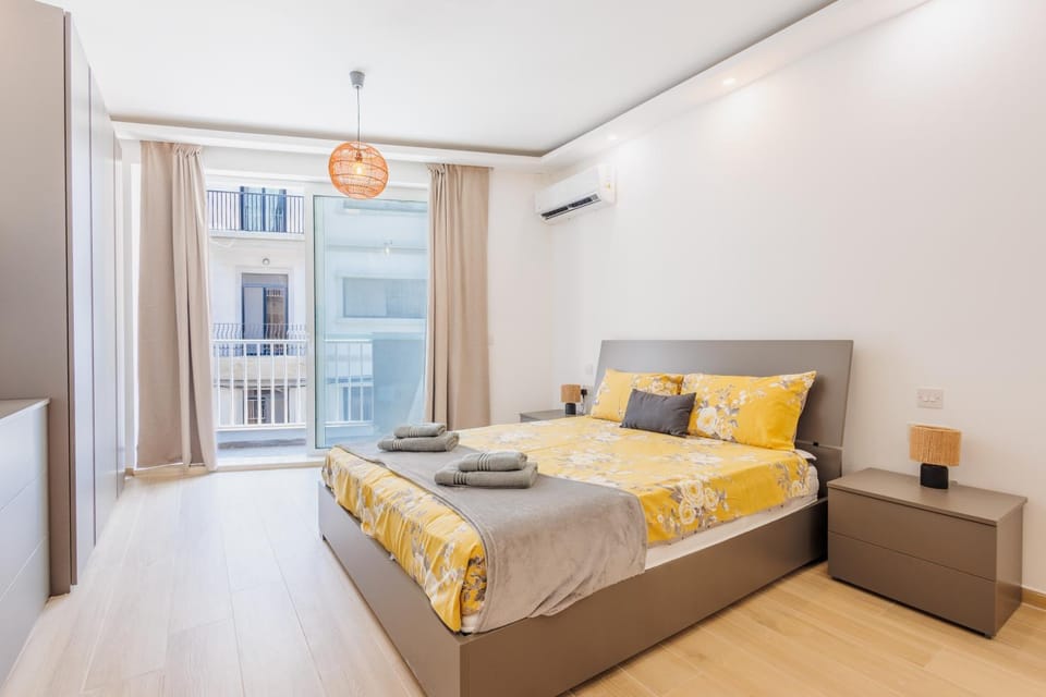 Comfortable Duplex in Msida by QuickTrips Apartment in Malta